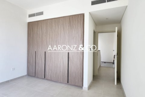 Снять в аренду виллу в Nara, The Valley, Дубай: 3 спальни, 174м², № 94546 - фото 8