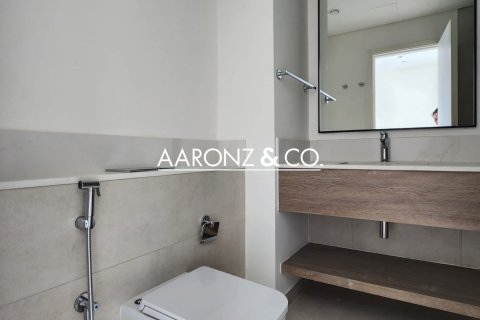 Снять в аренду виллу в Nara, The Valley, Дубай: 3 спальни, 174м², № 94546 - фото 14