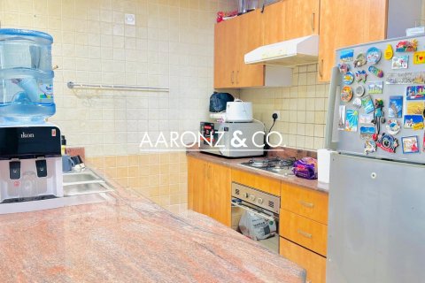 Apartment in Dubai Marina, Dubai 1 bedroom, 66 sq.m. № 94548 - photo 15