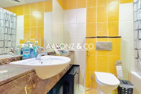 Apartment in Dubai Marina, Dubai 1 bedroom, 66 sq.m. № 94548 - photo 14