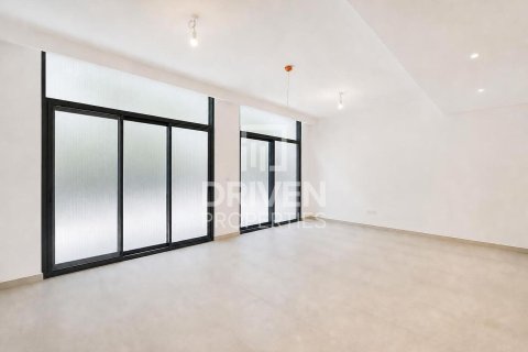 Townhouse in Mudon, Dubai 3 bedrooms, 167.97 sq.m. № 138788 - photo 2