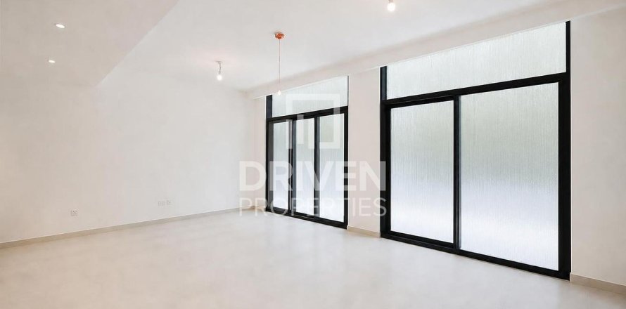 Townhouse in Mudon, Dubai 3 bedrooms, 167.97 sq.m. № 138788