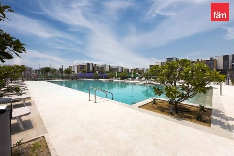 Снять в аренду таунхаус в Дубае: 3 спальни, 168м², № 64089 - фото 5