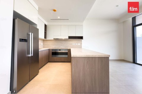 Снять в аренду таунхаус в Дубае: 3 спальни, 168м², № 64089 - фото 17