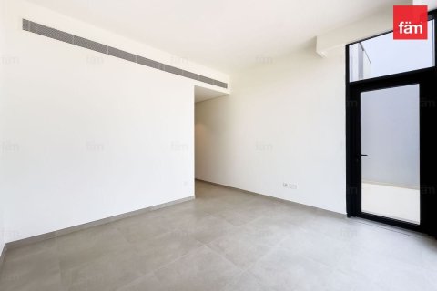 Снять в аренду таунхаус в Дубае: 3 спальни, 168м², № 64089 - фото 15