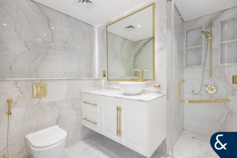 Villa en Jumeirah Islands, Dubai, 4 dormitorios, 557 m², № 79131 - foto 9