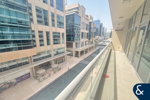 Снять в аренду квартиру в Bay Square, Бизнес-Бэй, Дубай: 1 спальня, 106м², № 79143 - фото 13