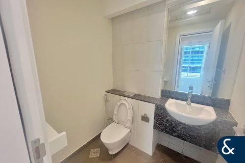 Снять в аренду квартиру в Bay Square, Бизнес-Бэй, Дубай: 1 спальня, 106м², № 79143 - фото 12