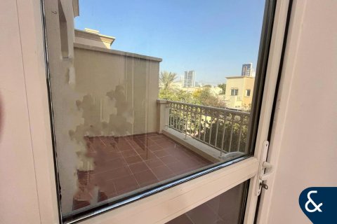 Снять в аренду виллу в Springs 8, The Springs, Дубай: 3 спальни, 255м², № 79140 - фото 4