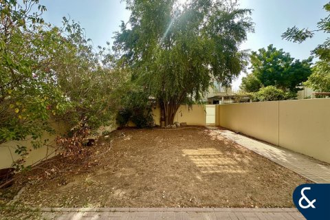 Villa in Springs 8, The Springs, Dubai 3 bedrooms, 255 sq.m. № 79140 - photo 14
