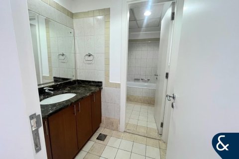 Снять в аренду виллу в Springs 8, The Springs, Дубай: 3 спальни, 255м², № 79140 - фото 5