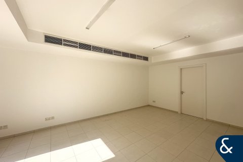 Villa in Springs 8, The Springs, Dubai 3 bedrooms, 255 sq.m. № 79140 - photo 4