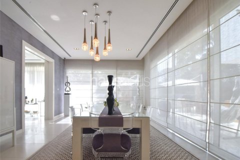 Villa en Al Barari, Dubai, 4 dormitorios, 693 m², № 44749 - foto 18