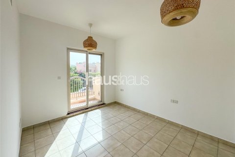 Townhouse in Dubai Sports City, Dubai 4 bedrooms, 232 sq.m. № 44753 - photo 10