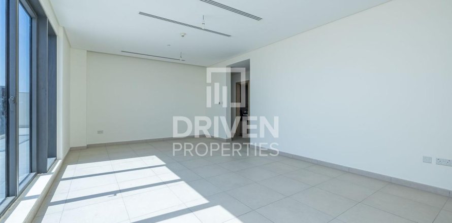 Apartment in Mirdif Hills, Mirdif, Dubai 3 bedrooms, 265.8 sq.m. № 135540