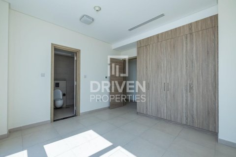 Apartment in Mirdif Hills, Mirdif, Dubai 3 bedrooms, 265.8 sq.m. № 135540 - photo 15