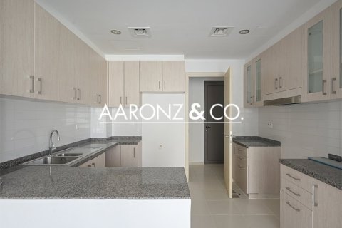 Townhouse in Mira Oasis 2, Reem, Dubai 4 bedrooms, 343 sq.m. № 89086 - photo 16