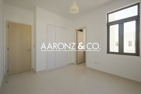 Townhouse in Mira Oasis 2, Reem, Dubai 4 bedrooms, 343 sq.m. № 89086 - photo 13