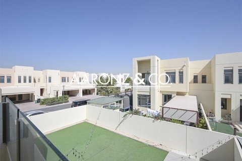 Townhouse in Mira Oasis 2, Reem, Dubai 4 bedrooms, 343 sq.m. № 89086 - photo 22