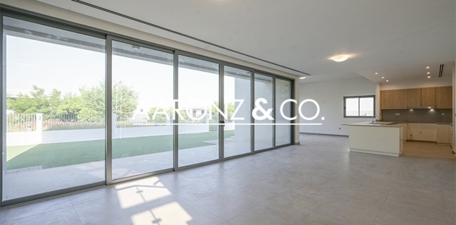 Villa in Dubai Hills Estate, Dubai 5 bedrooms, 577 sq.m. № 89088