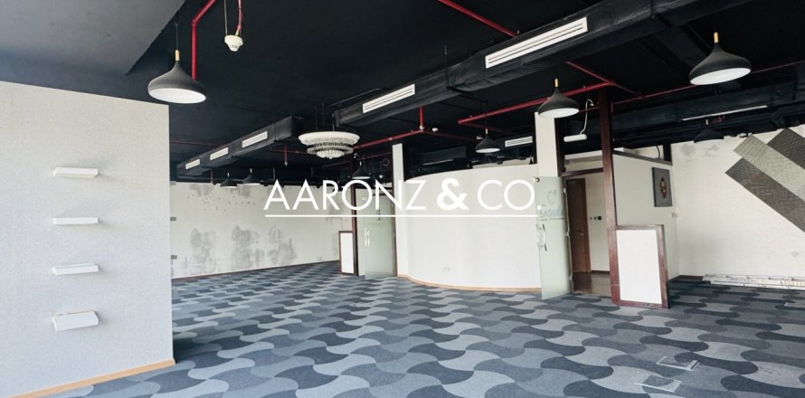 Bureau à Business Bay, Dubai, 82 m², № 89084