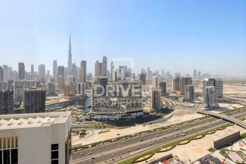 Apartamento en Business Bay, Dubai, 1 dormitorio, 71.44 m², № 128186 - foto 1