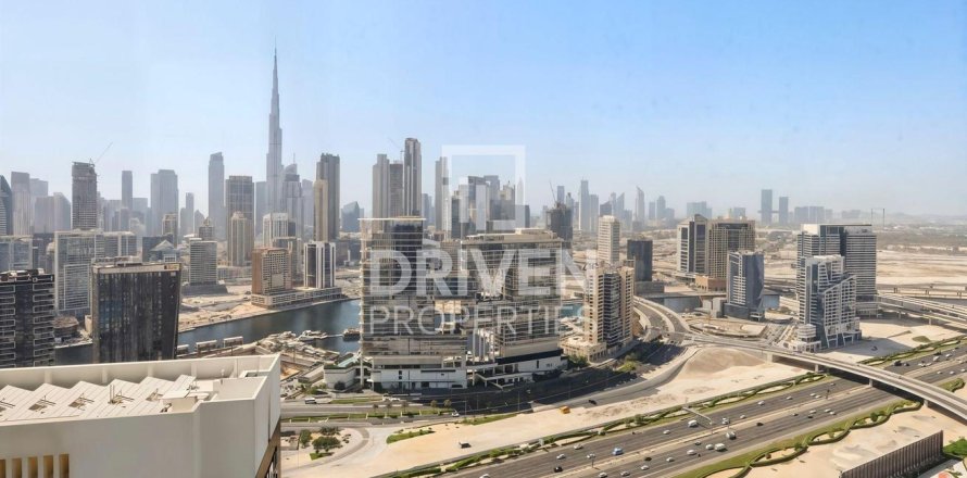 Apartamento en Business Bay, Dubai, 1 dormitorio, 71.44 m², № 128186