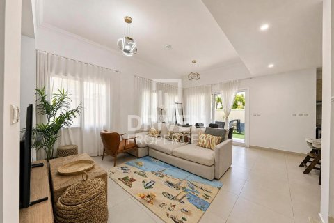 Villa à Casa Viva, Serena, Dubai, 3 chambres, 259.85 m², № 128185
