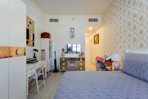 Купить квартиру в Дубае: 2 спальни, 127м², № 102314 - фото 9