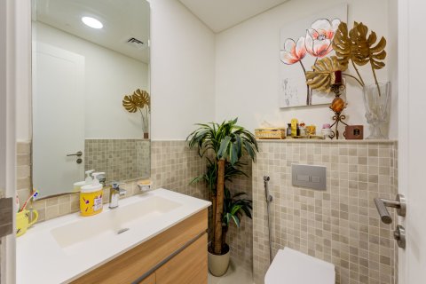 Купить квартиру в Дубае: 2 спальни, 127м², № 102314 - фото 11