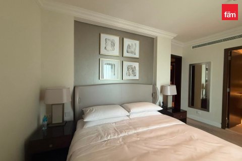 Apartment in Downtown Dubai (Downtown Burj Dubai), Dubai 2 bedrooms, 140.7 sq.m. № 124556 - photo 5