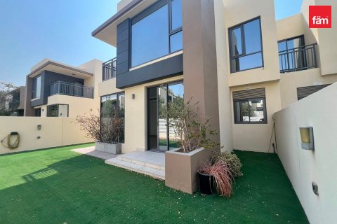Villa in Dubai Hills Estate, Dubai 4 bedrooms, 274.9 sq.m. № 124551 - photo 5