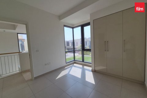 Villa in Dubai Hills Estate, Dubai 4 bedrooms, 274.9 sq.m. № 124551 - photo 11