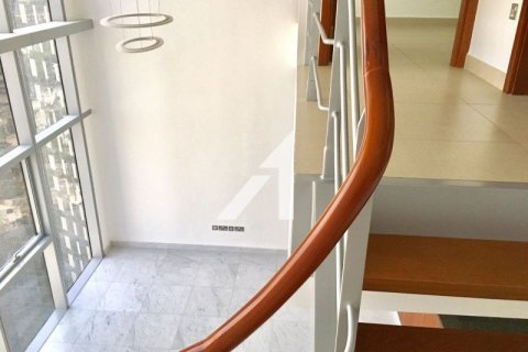 منزل ذو طابقين في Central Park Tower, DIFC, دبي 2 غرف نوم, 150.6 م² رقم 17284 - صورة 8