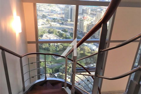منزل ذو طابقين في Central Park Tower, DIFC, دبي 2 غرف نوم, 150.6 م² رقم 17284 - صورة 4
