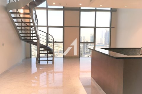 منزل ذو طابقين في Central Park Tower, DIFC, دبي 2 غرف نوم, 150.6 م² رقم 17284 - صورة 1