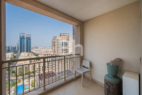 Apartment in The Views, Dubai 3 bedrooms, 183 sq.m. № 56824 - photo 8