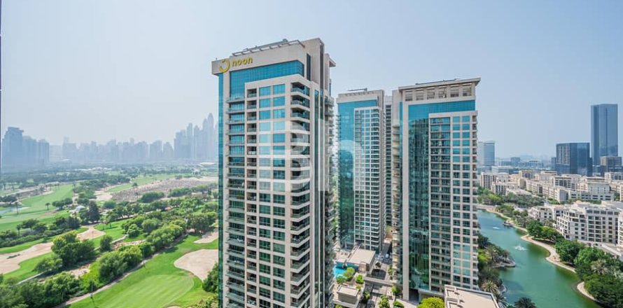 Apartment in The Views, Dubai 3 bedrooms, 183 sq.m. № 56824