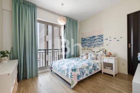 Apartment in The Views, Dubai 3 bedrooms, 183 sq.m. № 56824 - photo 12