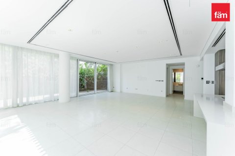 Apartment in Al Barari, Dubai 3 bedrooms, 577 sq.m. № 124314 - photo 4