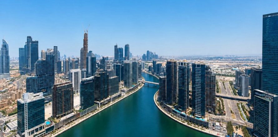 Apartment in Business Bay, Dubai 2 bedrooms, 135 sq.m. № 124316