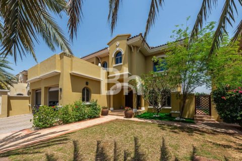 Villa in Palm Jumeirah, Dubai 4 bedrooms, 465 sq.m. № 21611 - photo 13