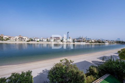 Villa in Palm Jumeirah, Dubai 4 bedrooms, 465 sq.m. № 21611 - photo 24