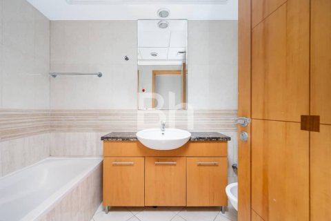 Купить квартиру в Дубай Марине, Дубай: 3 спальни, 228м², № 21616 - фото 13
