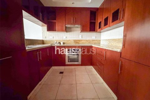 Apartment in The Views, Dubai 1 bedroom, 68 sq.m. № 43510 - photo 4