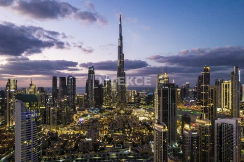 Appartement à Dubai, 2 chambres, 190 m², № 47445 - photo 1