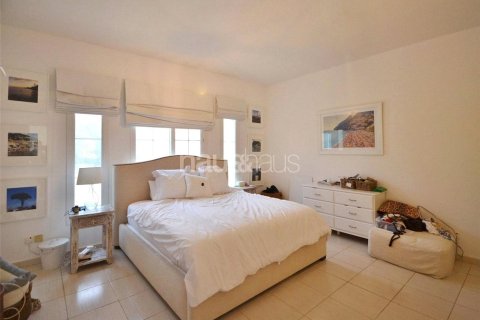 Villa in The Springs, Dubai 3 bedrooms, 228 sq.m. № 43299 - photo 5