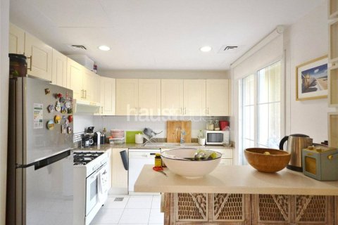 Villa in The Springs, Dubai 3 bedrooms, 228 sq.m. № 43299 - photo 2