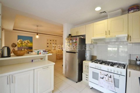 Villa in The Springs, Dubai 3 bedrooms, 228 sq.m. № 43299 - photo 6