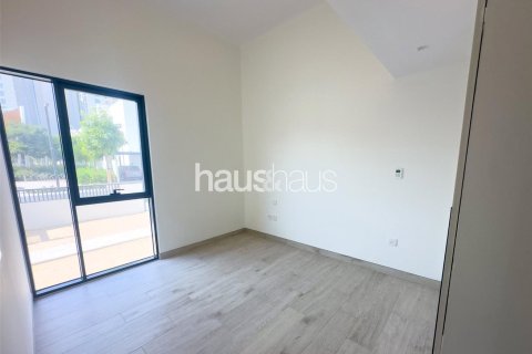 Villa in Murooj Al Furjan, Al Furjan, Dubai 4 bedrooms, 331 sq.m. № 43275 - photo 7